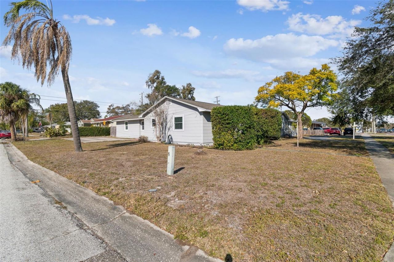 2900 49th Street N, Saint Petersburg, FL 33710 Photo