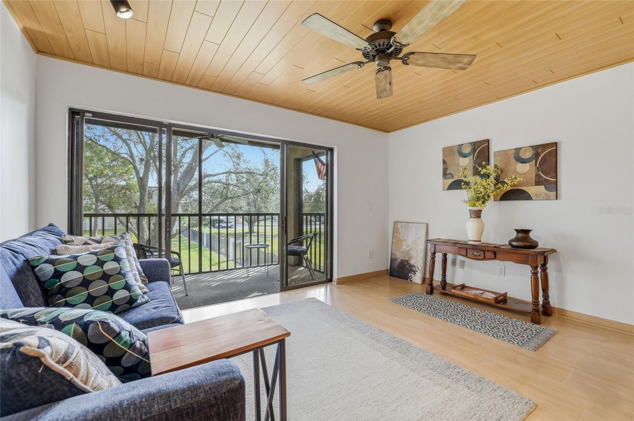 5085 1st Street Ne, Unit 244, Saint Petersburg, FL 33703 Photo