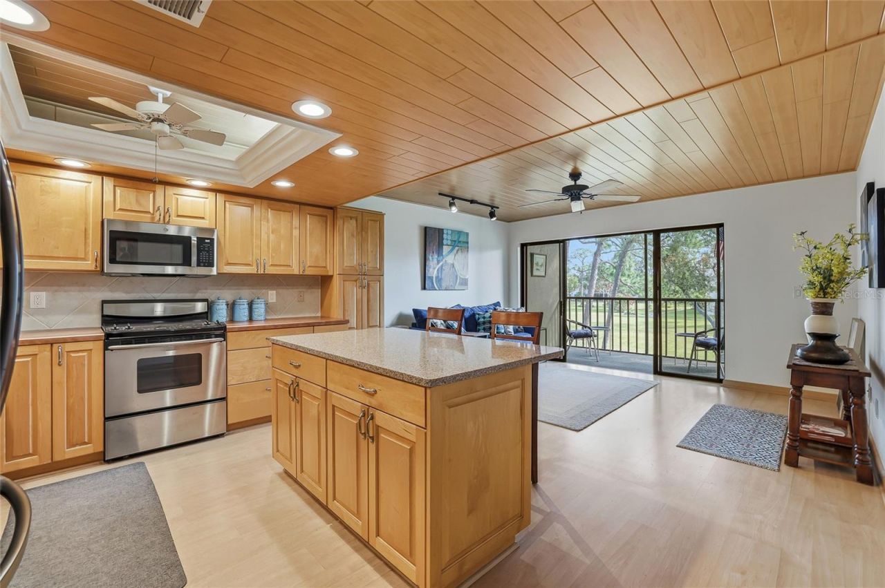 5085 1st Street Ne, Unit 244, Saint Petersburg, FL 33703 Photo