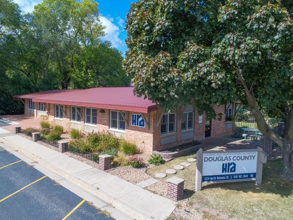 1224 N Nokomis NE, Alexandria, MN 56308