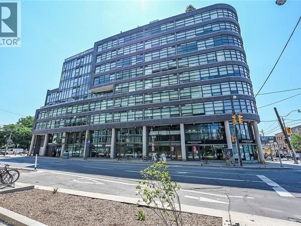 1201 DUNDAS Street East, Unit 902, Toronto, ON M4M1S2