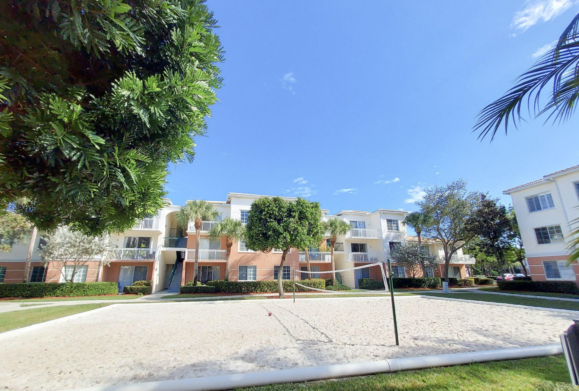 2204 Myrtlewood Circle E, Palm Beach Gardens, FL 33418 Photo