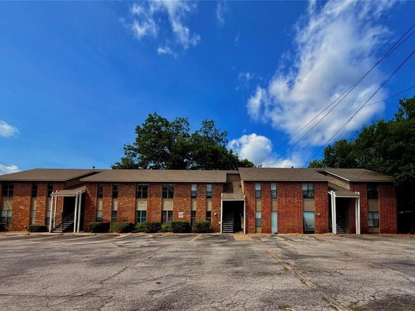 1203 W 49th ST, Unit J, Austin, TX 78756