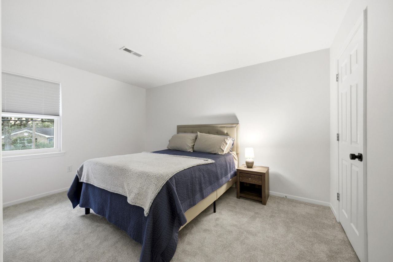 415 Parkdale Drive Photo 15