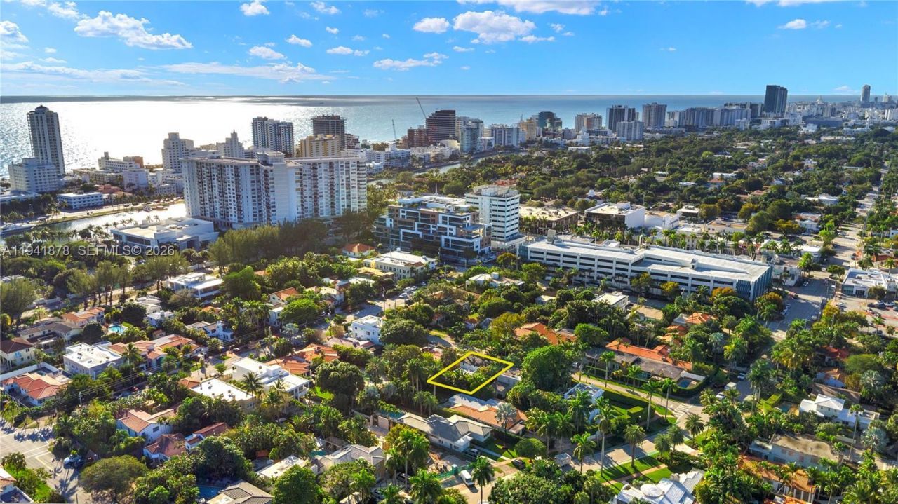 435 W 43rd St, Miami Beach, FL 33140 Photo