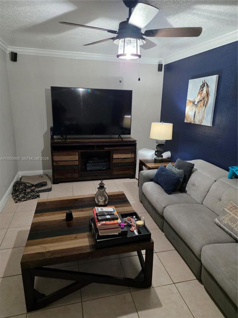 5865 W 13 Avenue, Hialeah, FL 33012 Photo