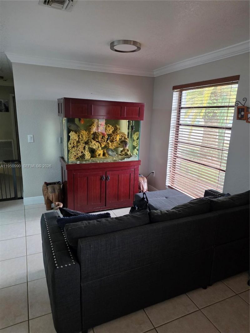 5865 W 13 Avenue, Hialeah, FL 33012 Photo