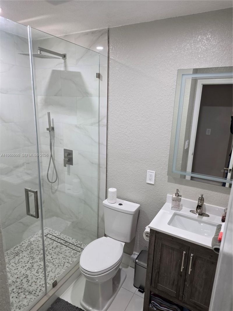 5865 W 13 Avenue, Hialeah, FL 33012 Photo