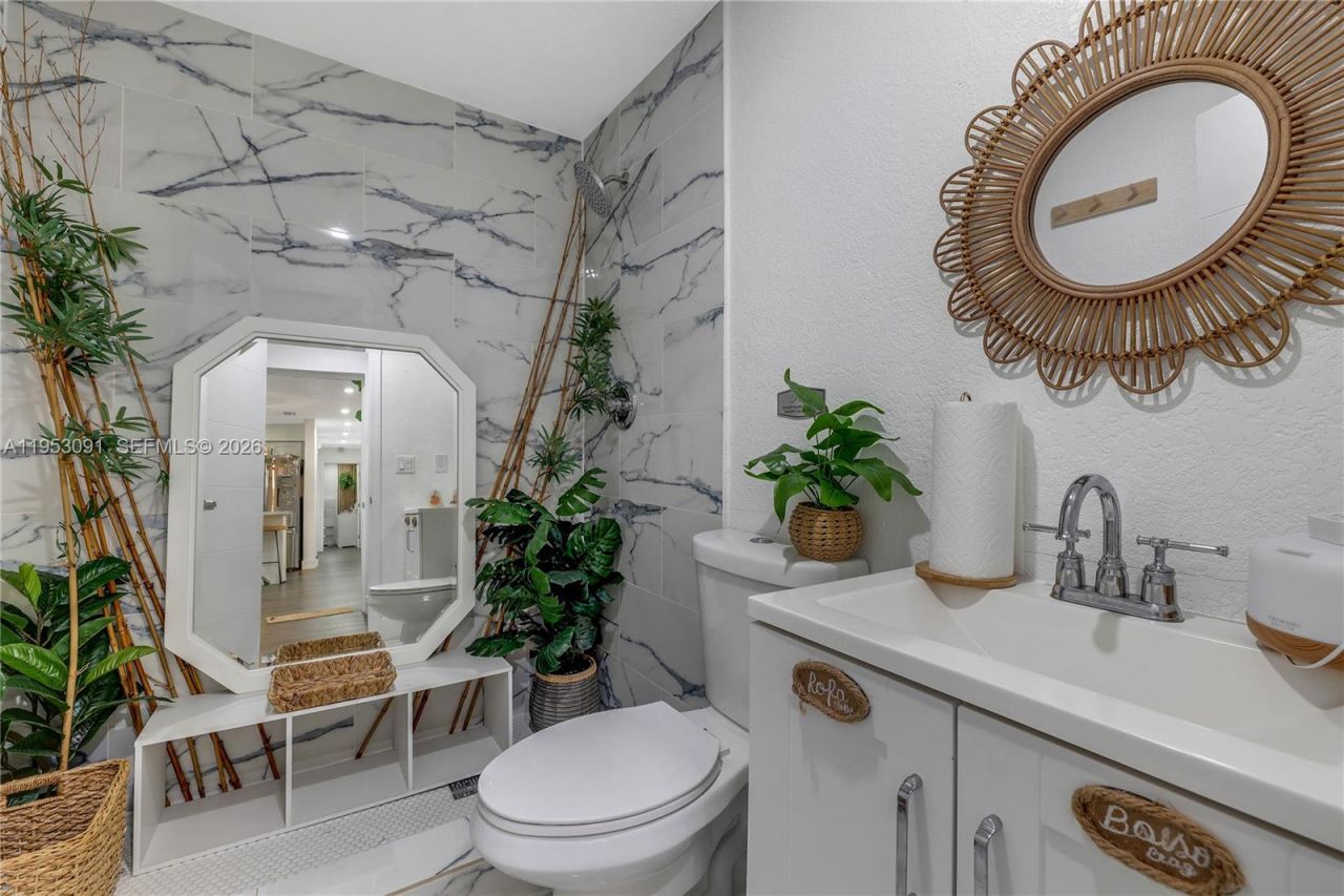 5712 Monroe St , Hollywood, FL 33023 Photo