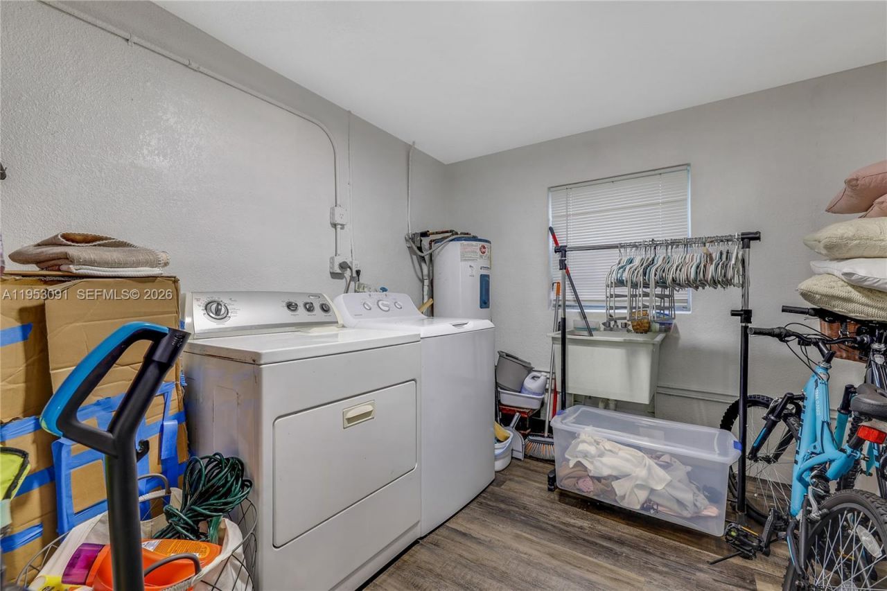 5712 Monroe St , Hollywood, FL 33023 Photo