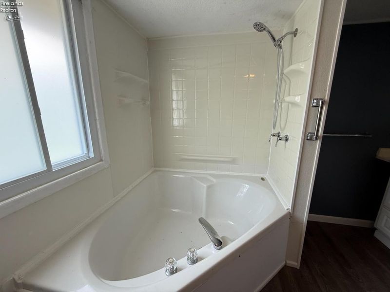 1107 Rainbow Avenue, Vickery, OH 43464 Photo 18