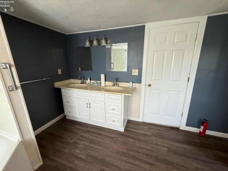 1107 Rainbow Avenue, Vickery, OH 43464 Photo 21