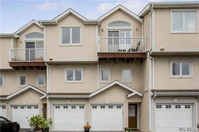 781 W Park Avenue, Long Beach, NY 11561 Main Photo