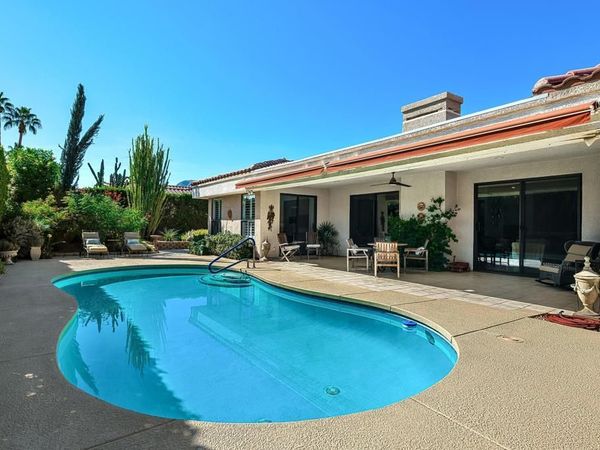 21 Mission Palms W, Rancho Mirage, CA 92270