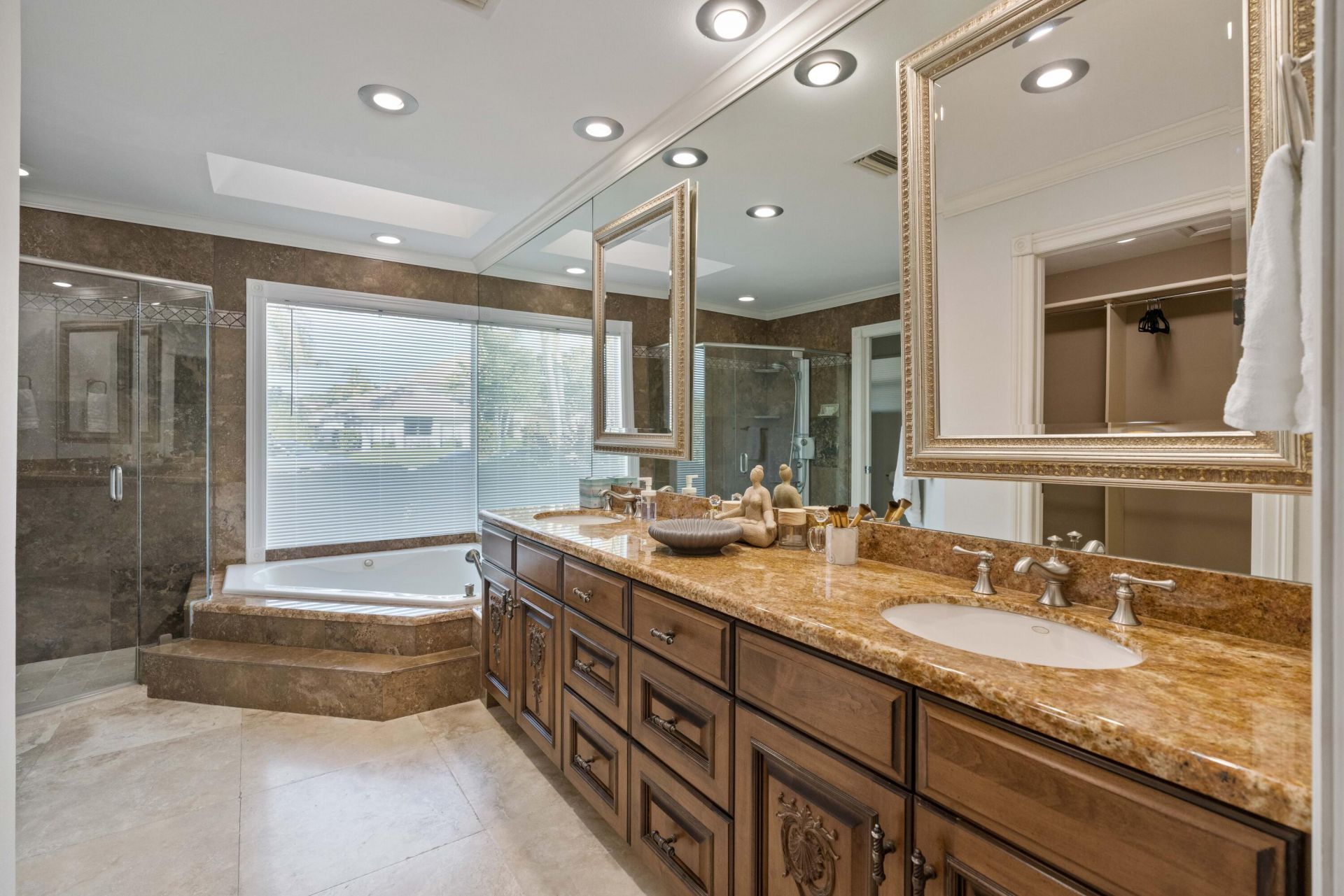 126 Anchorage Drive S, North Palm Beach, FL 33408 Photo