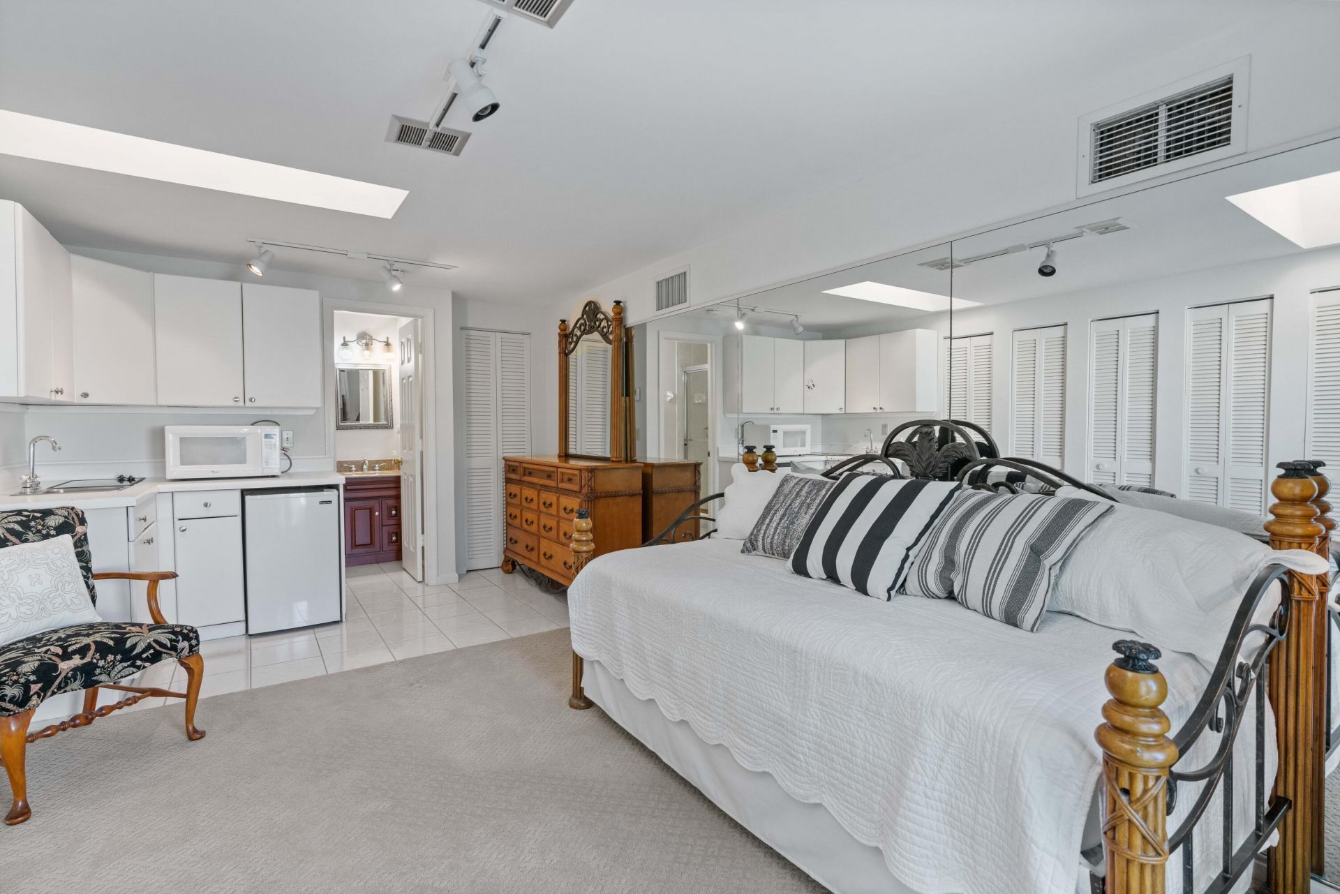 126 Anchorage Drive S, North Palm Beach, FL 33408 Photo