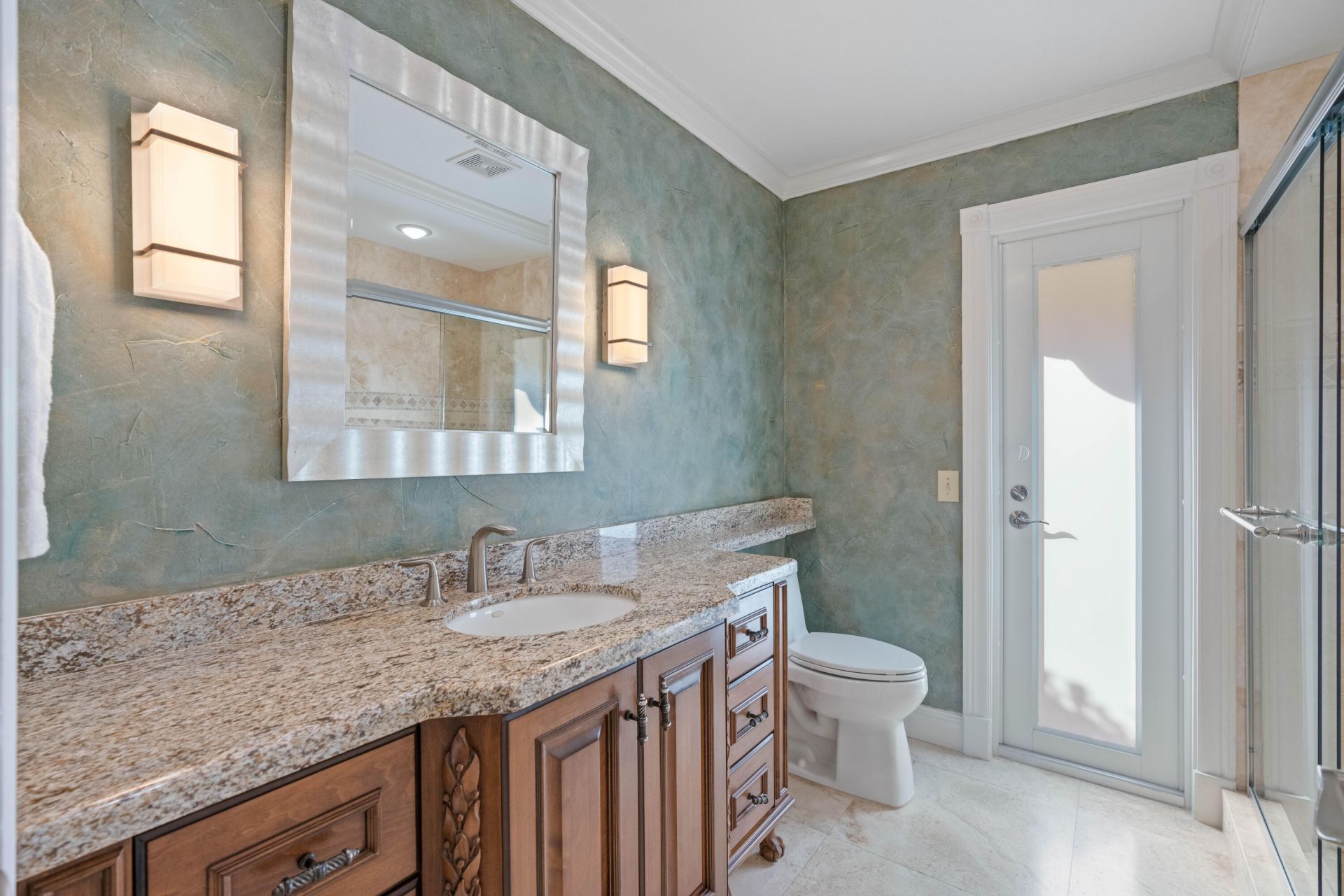 126 Anchorage Drive S, North Palm Beach, FL 33408 Photo