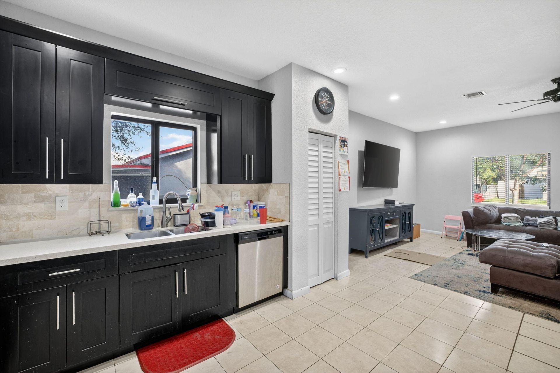 205 NW 27th Terrace, Fort Lauderdale, FL 33311 Photo