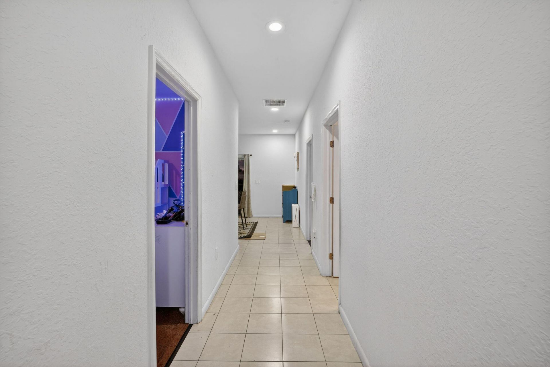 205 NW 27th Terrace, Fort Lauderdale, FL 33311 Photo