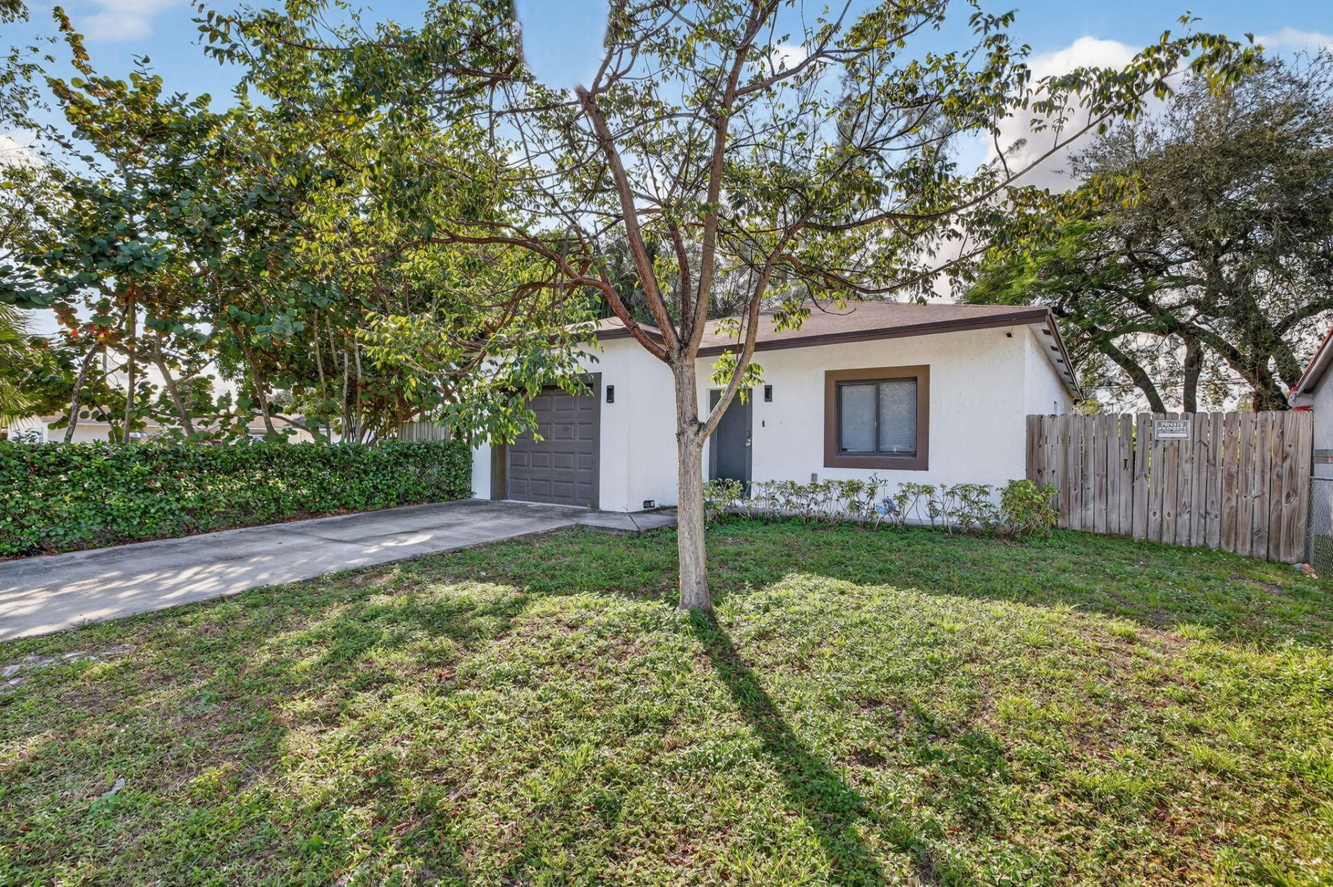 205 NW 27th Terrace, Fort Lauderdale, FL 33311 Photo