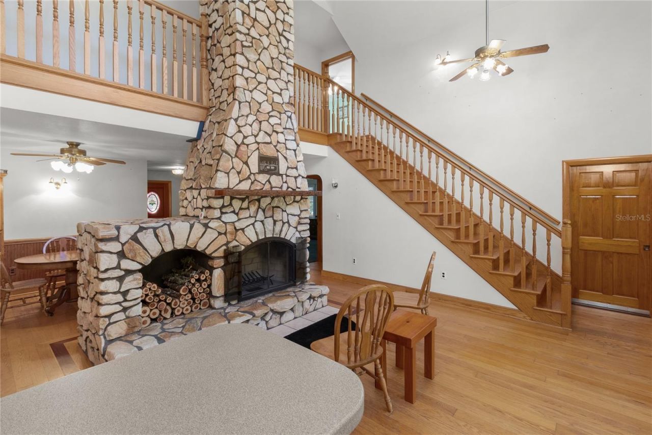 8350 NW 77th Place, Chiefland, FL 32626 Photo