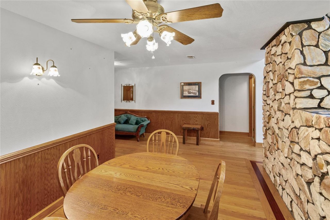 8350 NW 77th Place, Chiefland, FL 32626 Photo