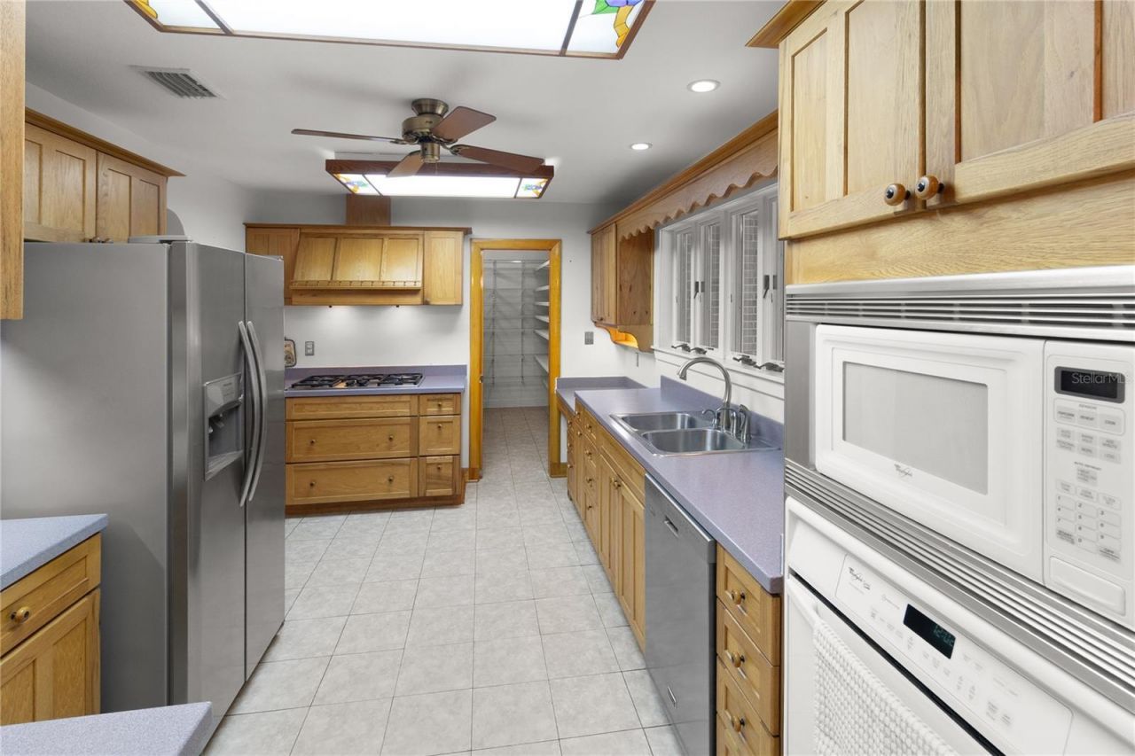 8350 NW 77th Place, Chiefland, FL 32626 Photo