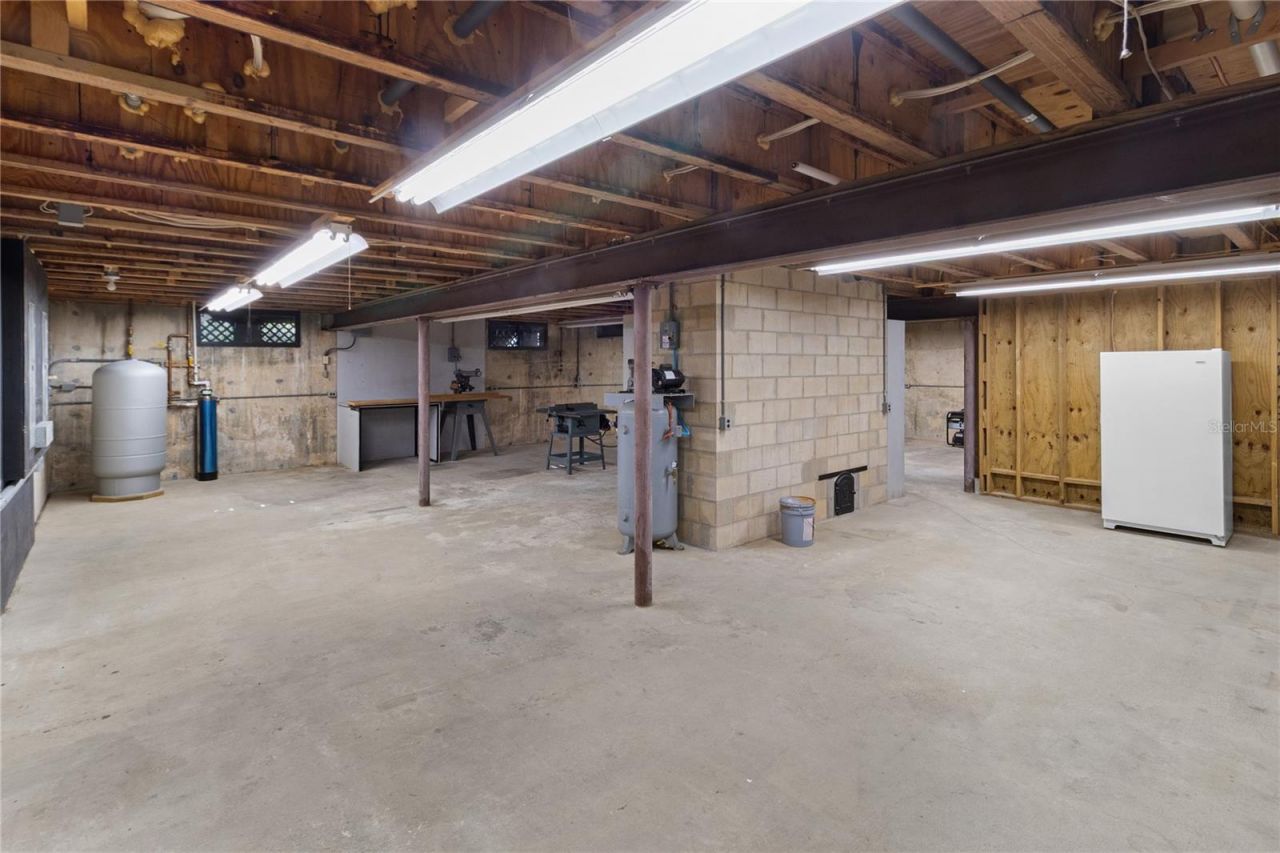 8350 NW 77th Place, Chiefland, FL 32626 Photo