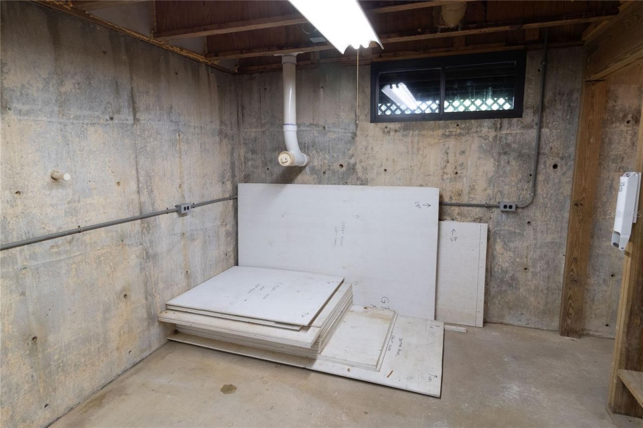 8350 NW 77th Place, Chiefland, FL 32626 Photo