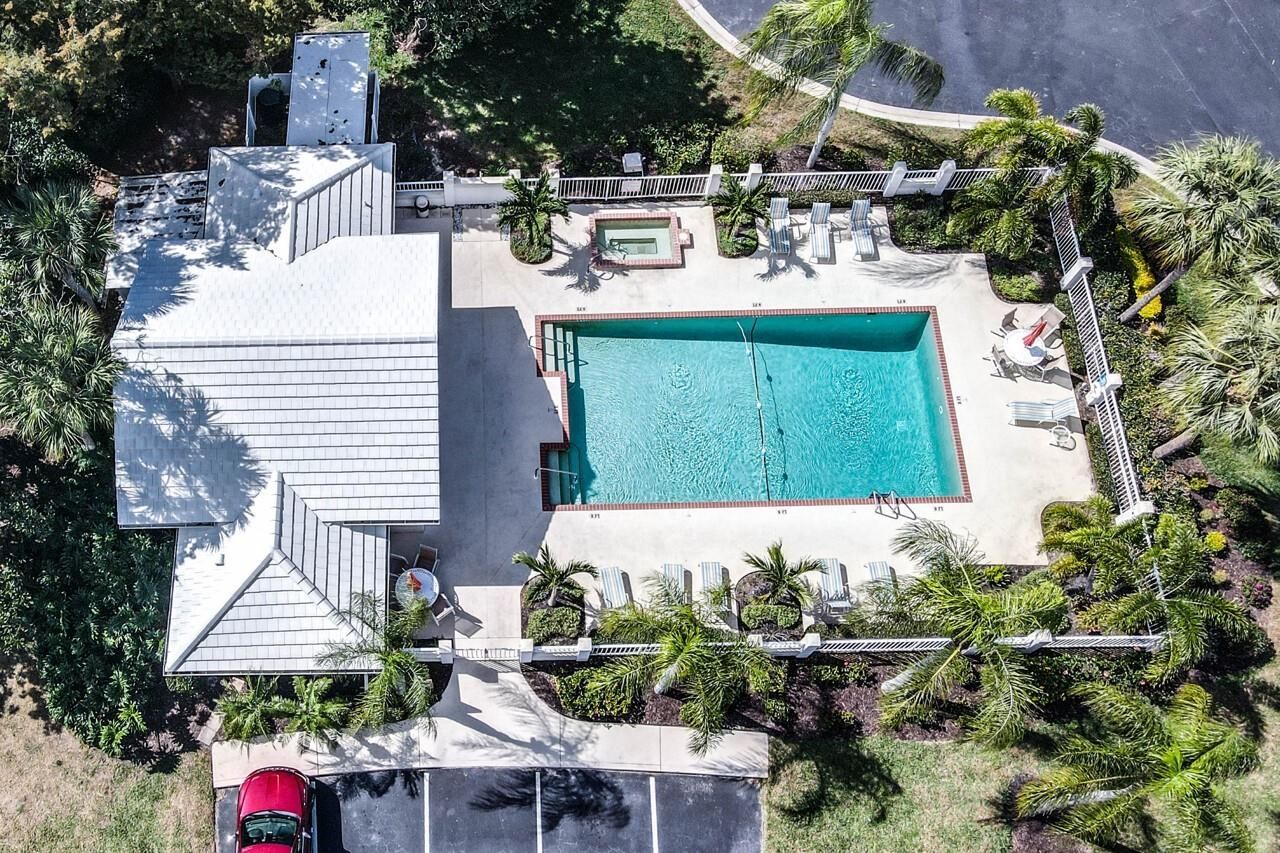 657 Crossfield Circle, Unit 6, Venice, FL 34293 Photo