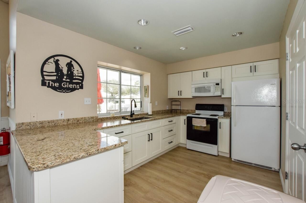 657 Crossfield Circle, Unit 6, Venice, FL 34293 Photo