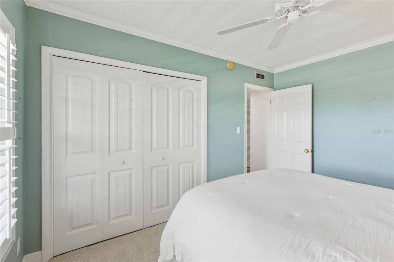 4420 Exeter Drive, Unit 303, Longboat Key, FL 34228 Photo
