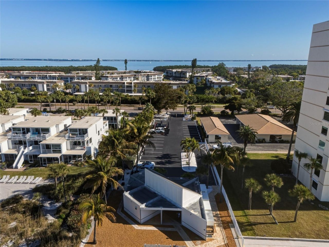 4420 Exeter Drive, Unit 303, Longboat Key, FL 34228 Photo