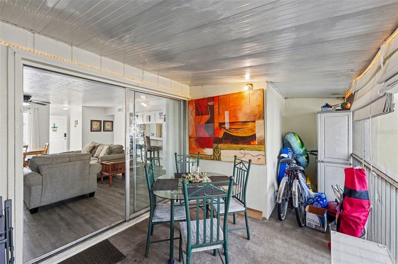 3765 41st Street S, Unit I, Saint Petersburg, FL 33711 Photo