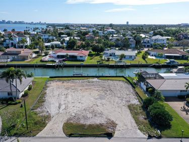 536 GUNWALE LANE, LONGBOAT KEY, FL 34228