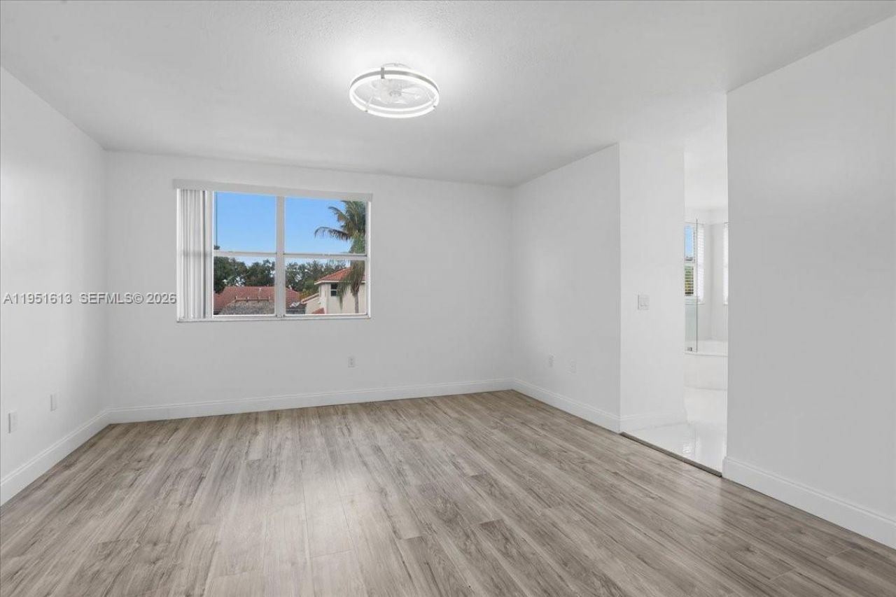 13209 NW 12th Ct, Sunrise, FL 33323 Photo