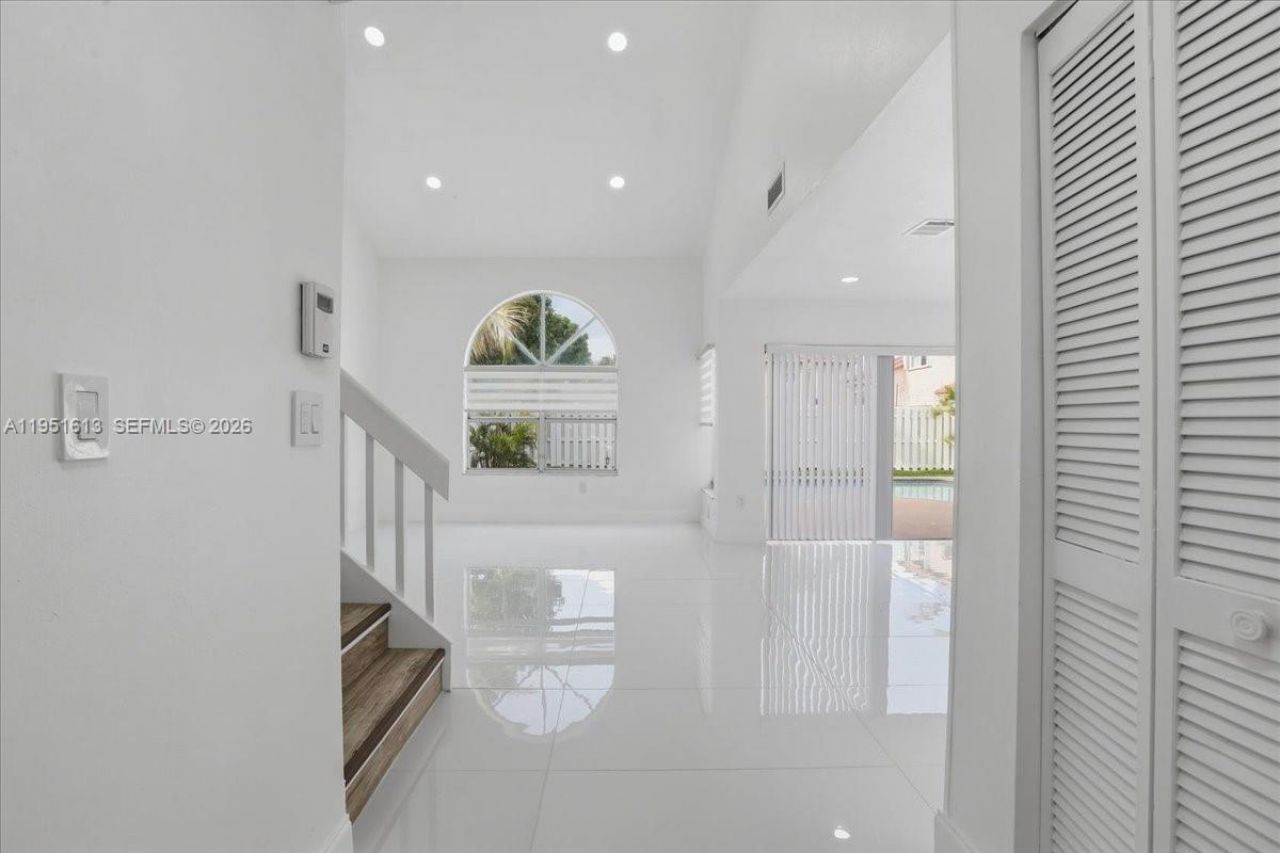 13209 NW 12th Ct, Sunrise, FL 33323 Photo