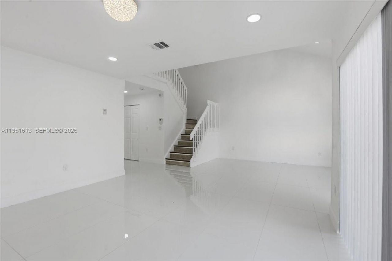 13209 NW 12th Ct, Sunrise, FL 33323 Photo