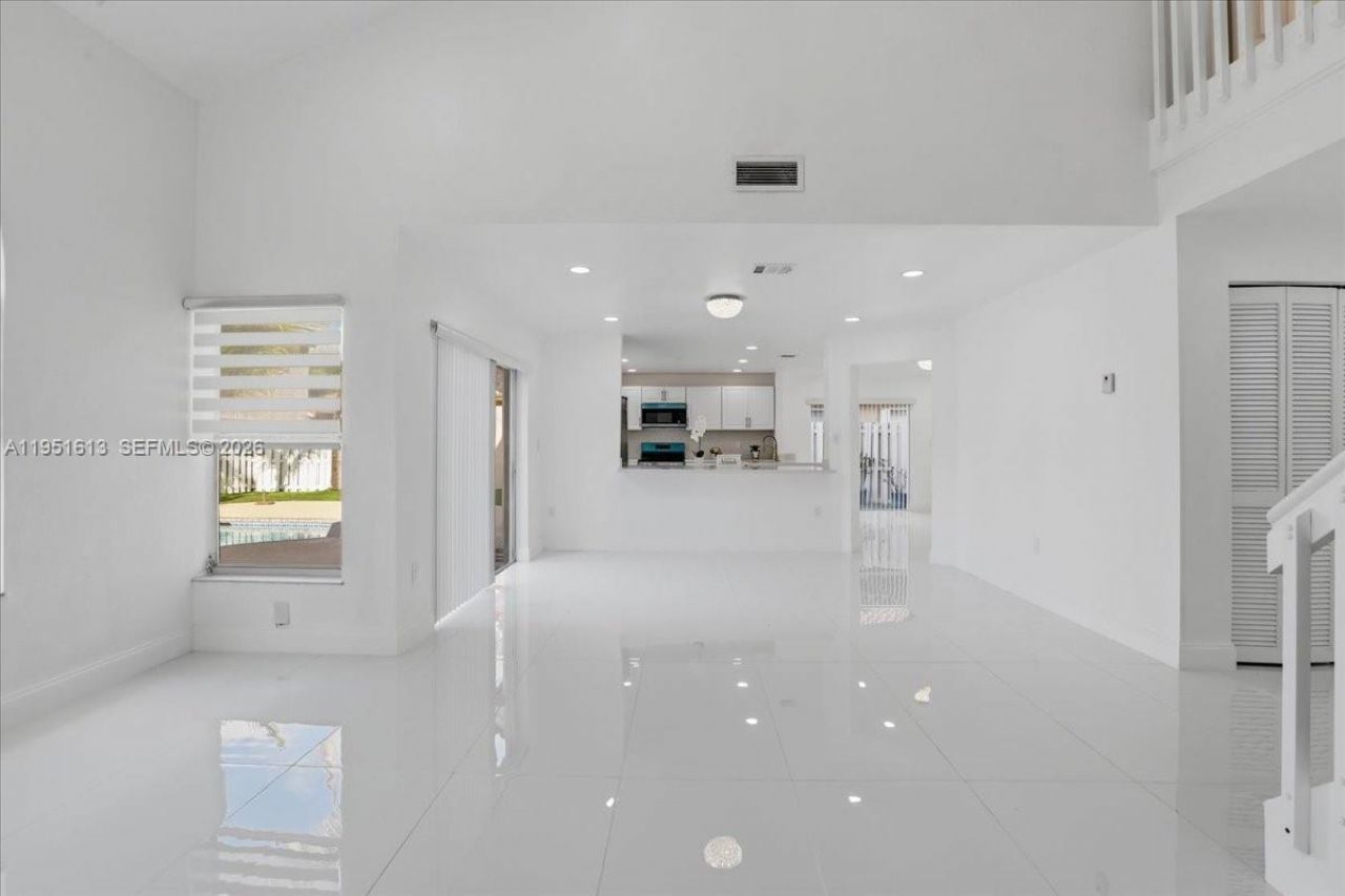 13209 NW 12th Ct, Sunrise, FL 33323 Photo