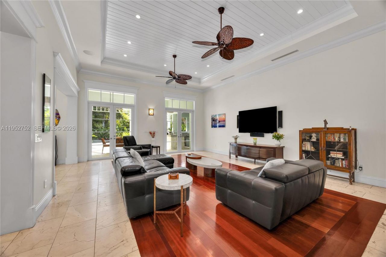 6900 SW 115th St, Pinecrest, FL 33156 Photo