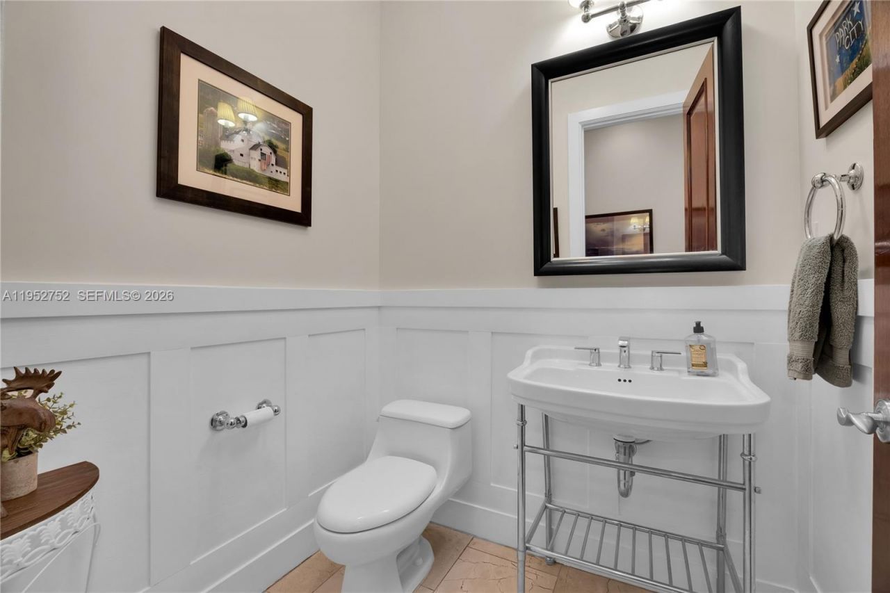 6900 SW 115th St, Pinecrest, FL 33156 Photo