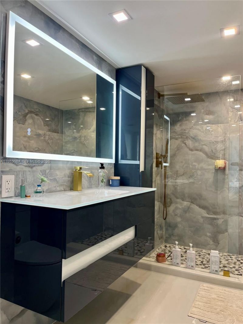 9499 Collins Ave, Unit 506, Surfside, FL 33154 Photo