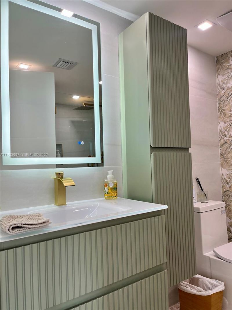 9499 Collins Ave, Unit 506, Surfside, FL 33154 Photo