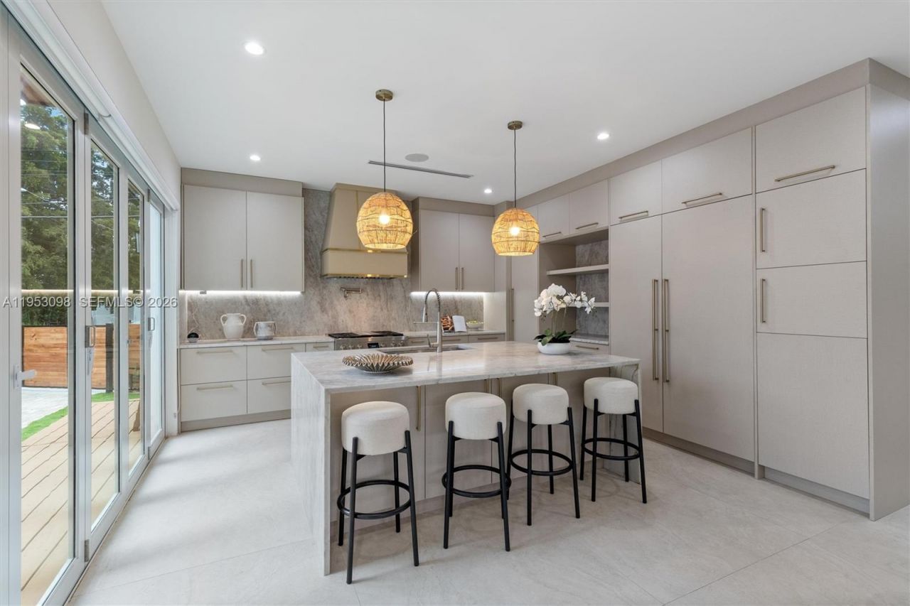 3495 SW 3rd Avenue, Miami, FL 33145 Photo