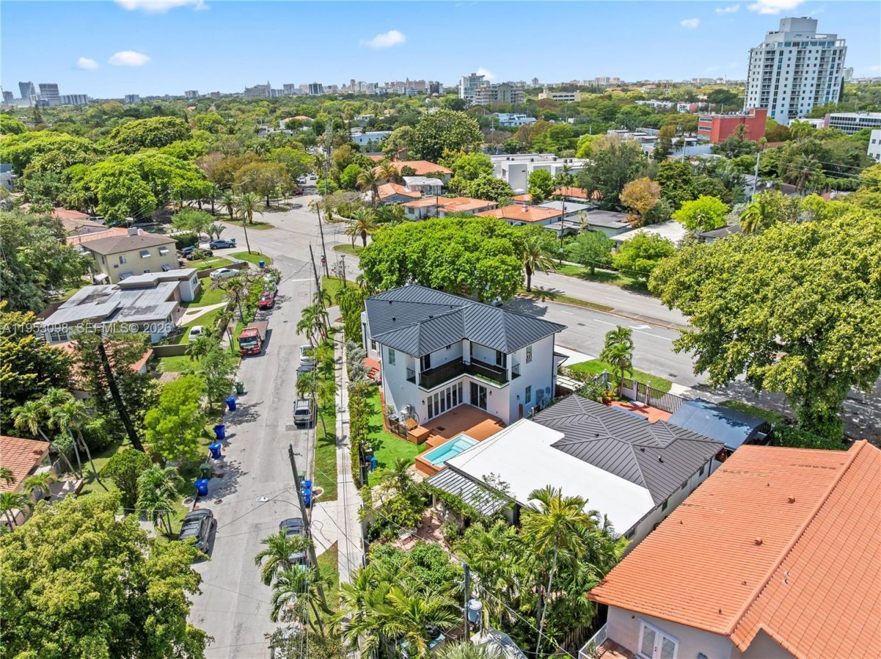 3495 SW 3rd Avenue, Miami, FL 33145 Photo