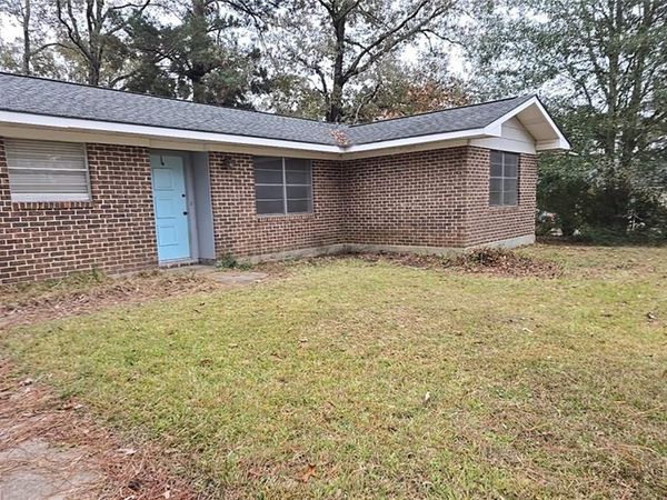 111 PAUL Street, Dry Prong, LA 71423