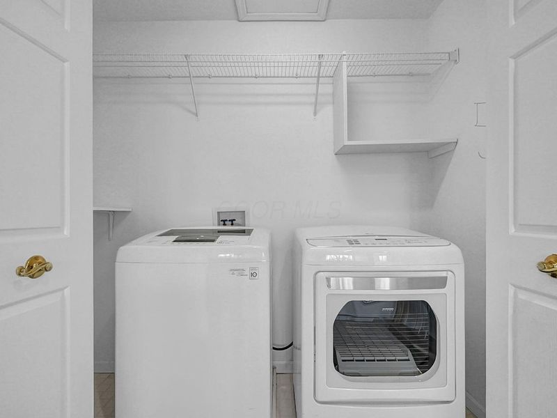 2571 Rustling Oak Boulevard, Hilliard, OH 43026 Photo 13