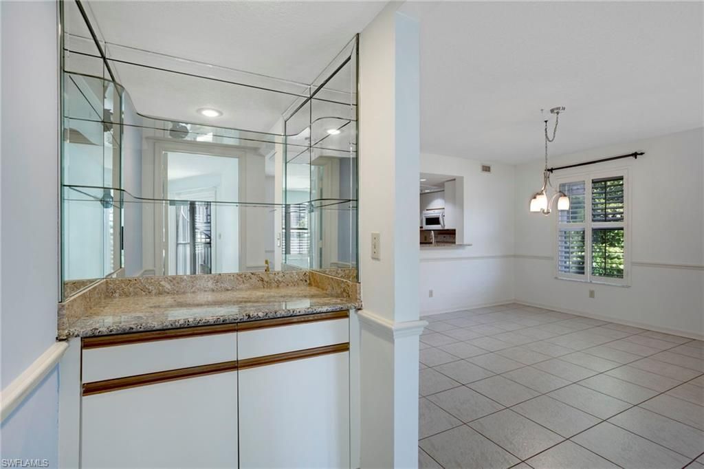 542 10th Ave S, Unit 102N, Naples, FL 34102 Photo
