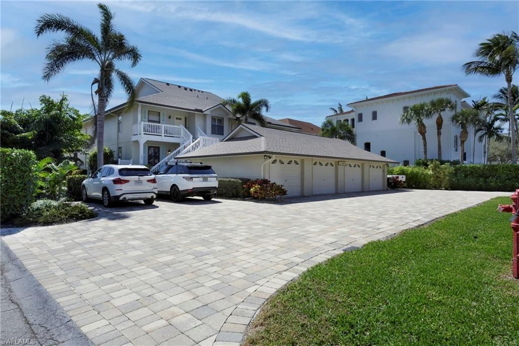 542 10th Ave S, Unit 102N, Naples, FL 34102 Photo