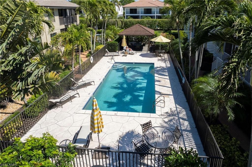 542 10th Ave S, Unit 102N, Naples, FL 34102 Photo